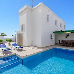  Villa Togio By